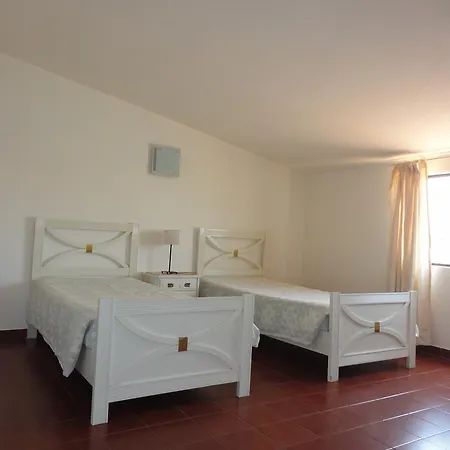 Olhos Do Mar Apartment