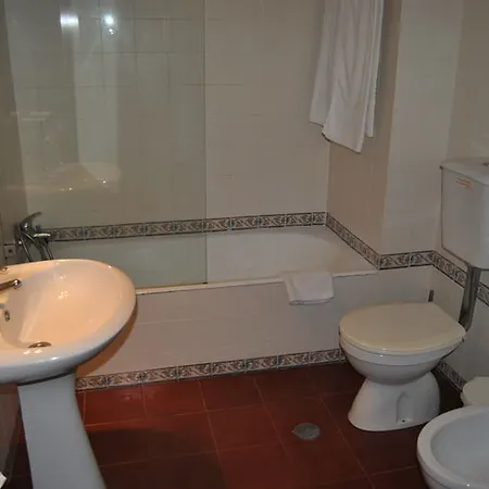 Apartman Olhos Do Mar *